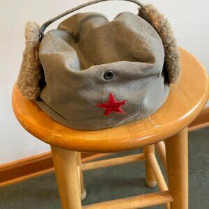 Chinese red star military cold-weather hat, size large?